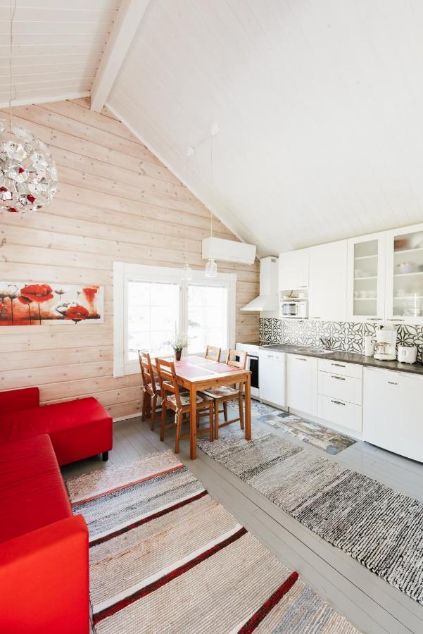 Pikku Torppa Cottage Kotka Bagian luar foto